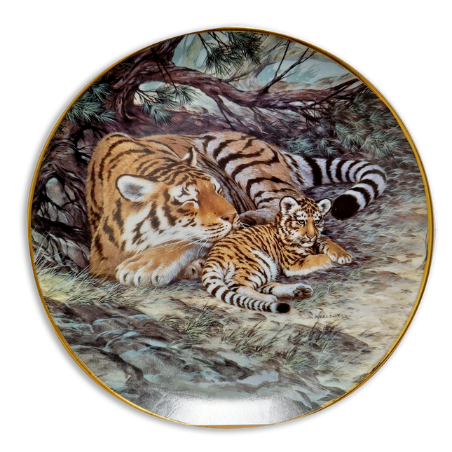 Vintage Wildlife Porcelain Plate, 22K Gold Rim, Collectible Animal Art
