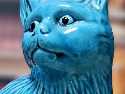 Vintage Turquoise Ceramic Cat Figurine – Mid-Century Modern Faience Sculpture